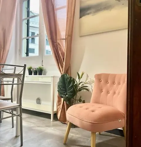 Happy Family U Papaviou * Janov